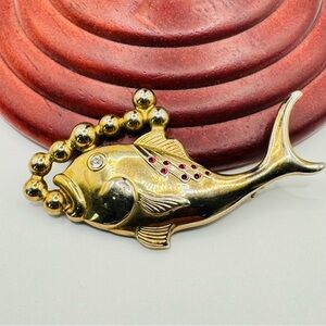 Vintage Gold Tone Fish Brooch Rhinestone & Pink Crystal Details MCM Figural Pin